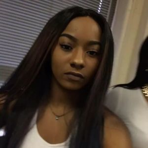 Meet your Posher, Ebony